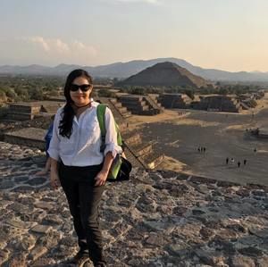 Meet your Posher, Angie